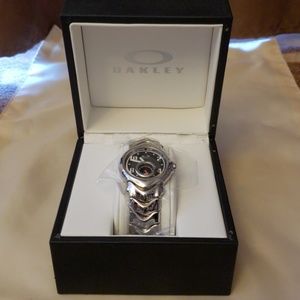Oakley Jury ll Polished/Black Dial Women's watch